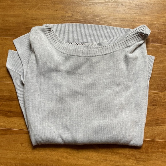 Lululemon Grey Sweater - Picture 1 of 5